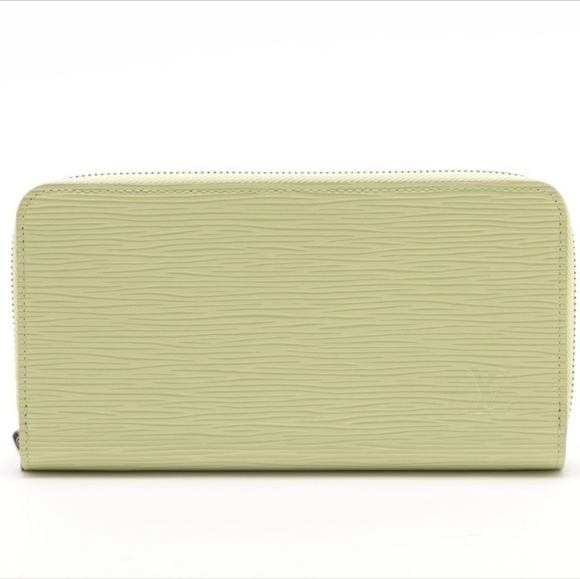 Authentic Louis Vuitton Epi Zippy Wallet M60313 Responsive RFID - Picture 1 of 14